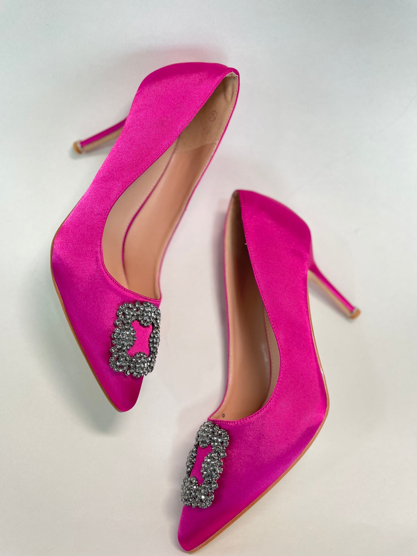 Manolo pink heels •DUPE•