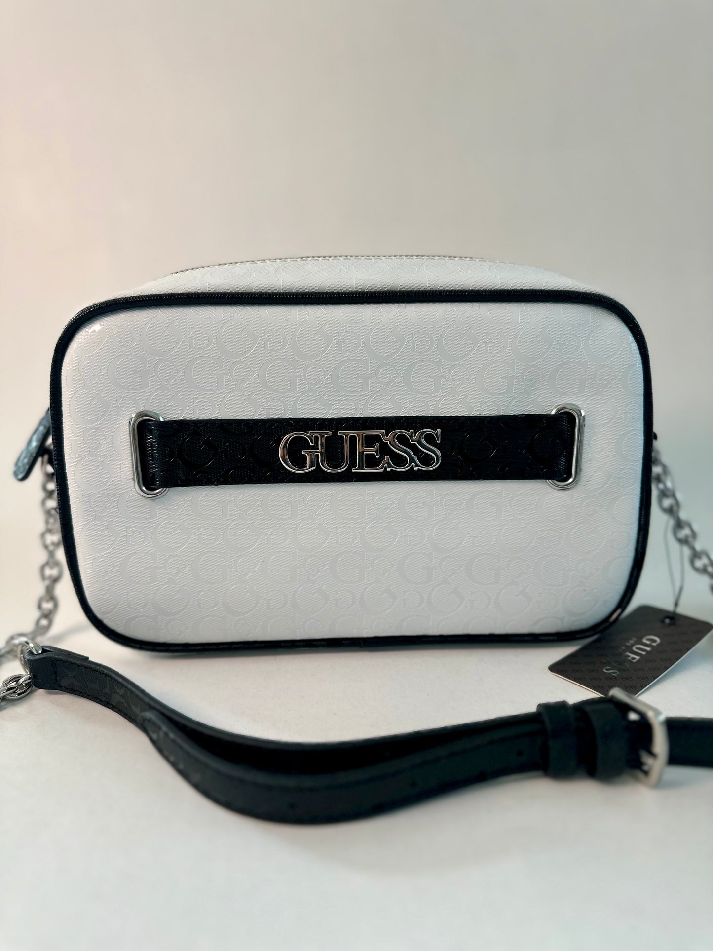 Crossbody •GUESS•