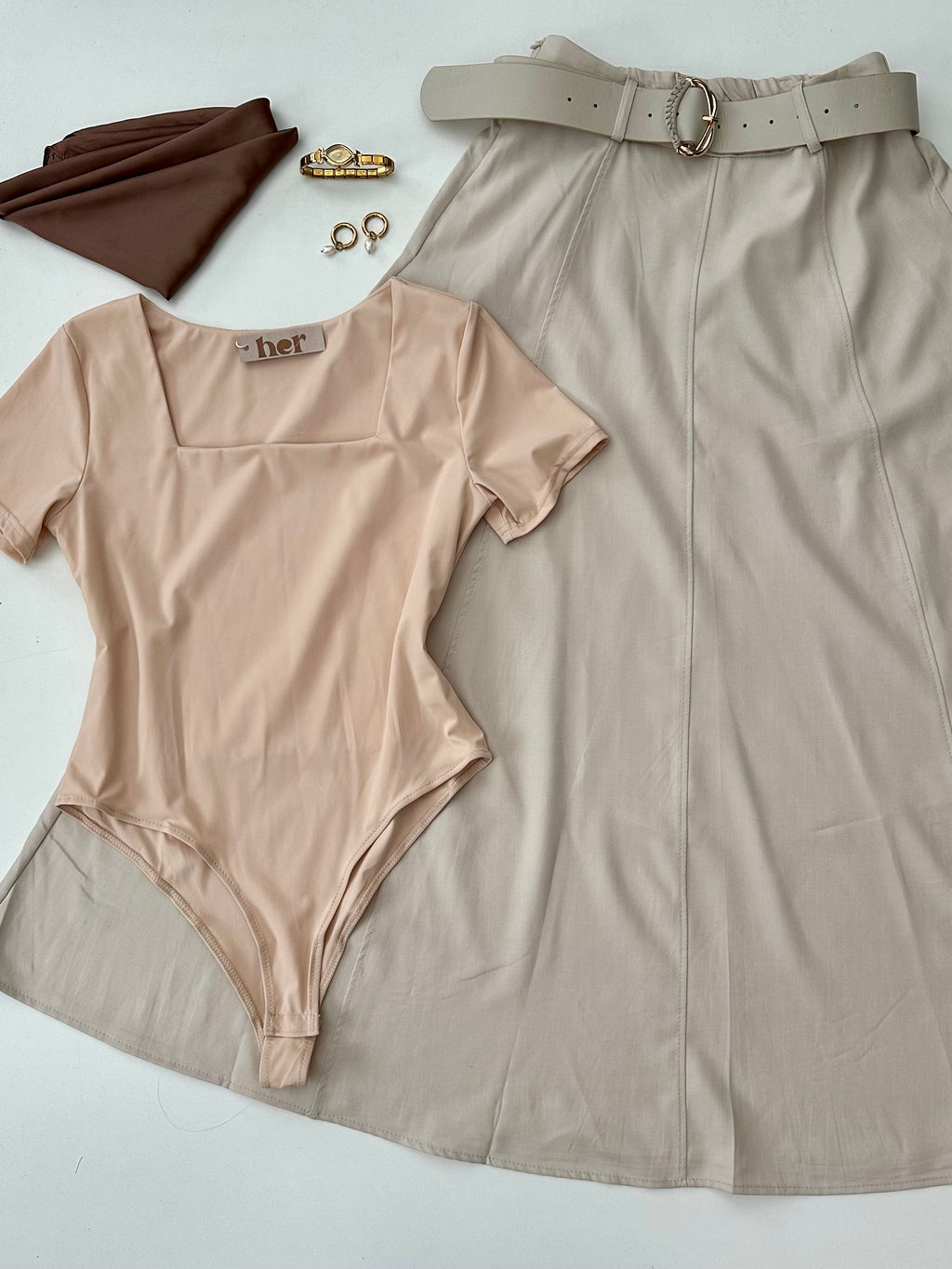 Body liso c/cuello cuadrado