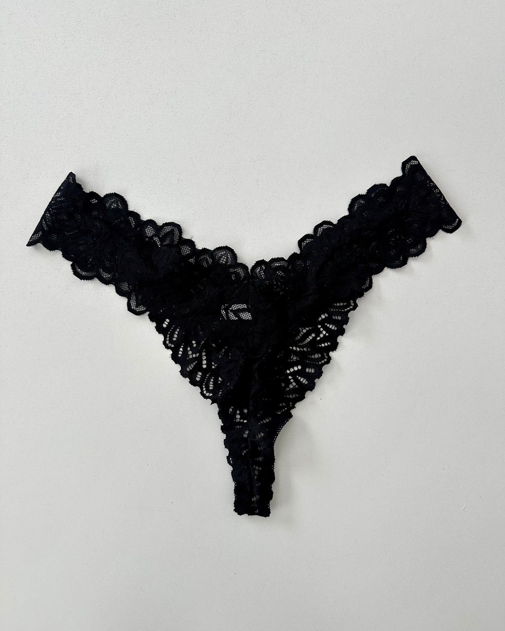 Tanga de encaje