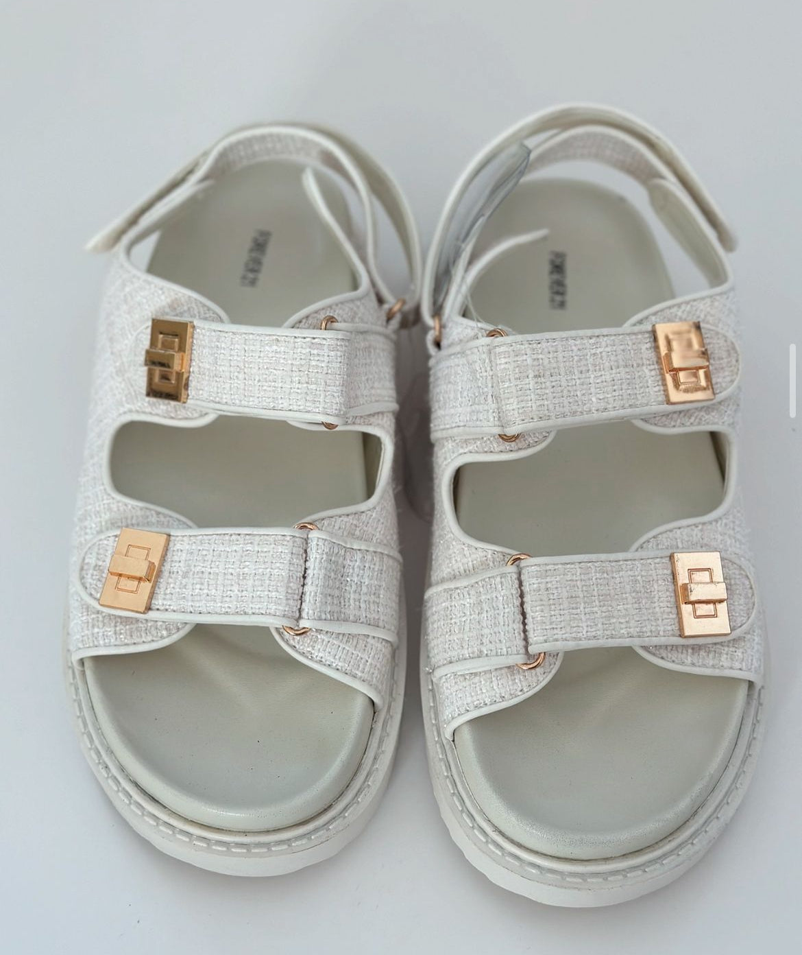 Sandalias blancas •Princess Polly•