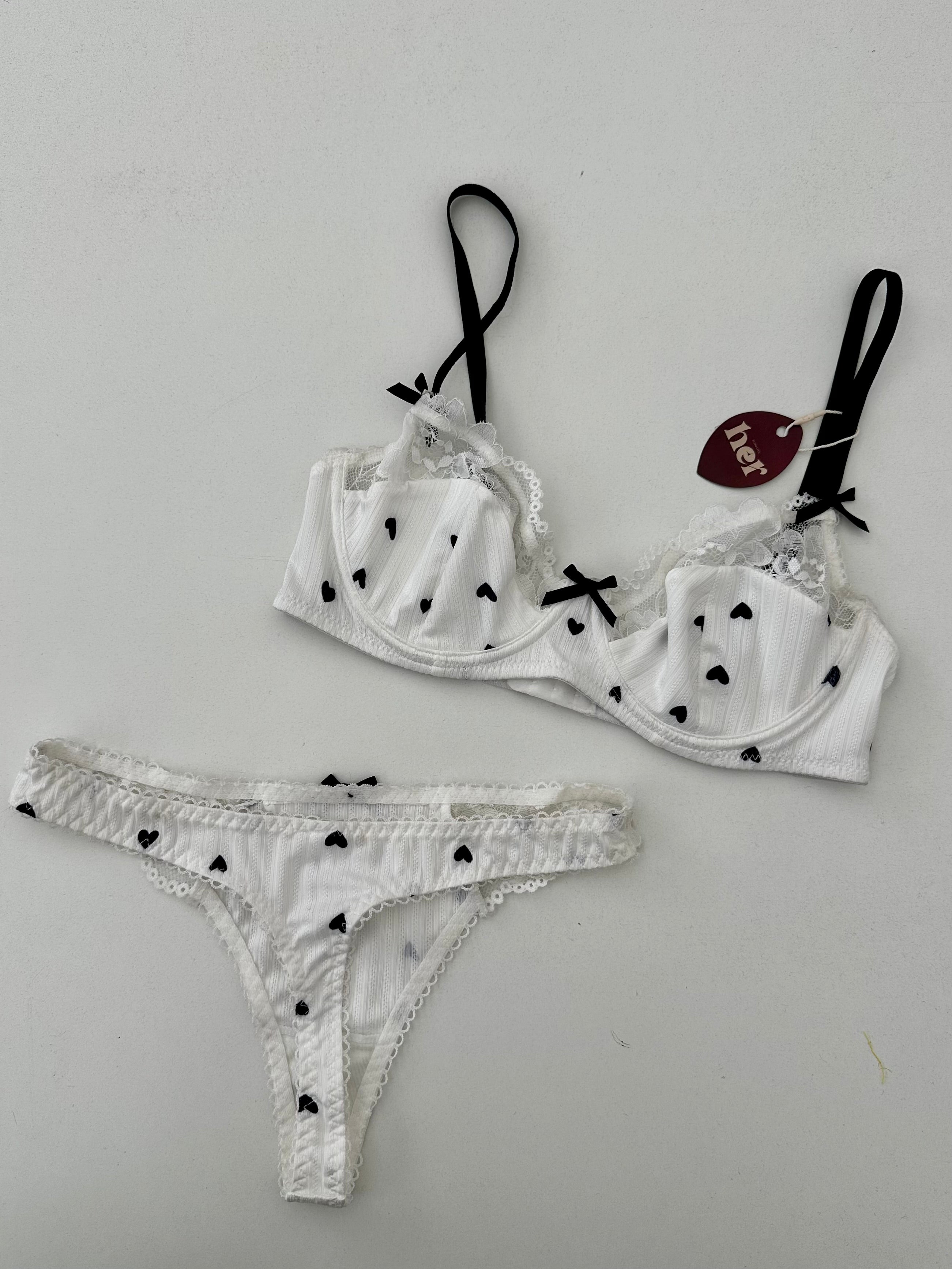 Set corazón c/encaje