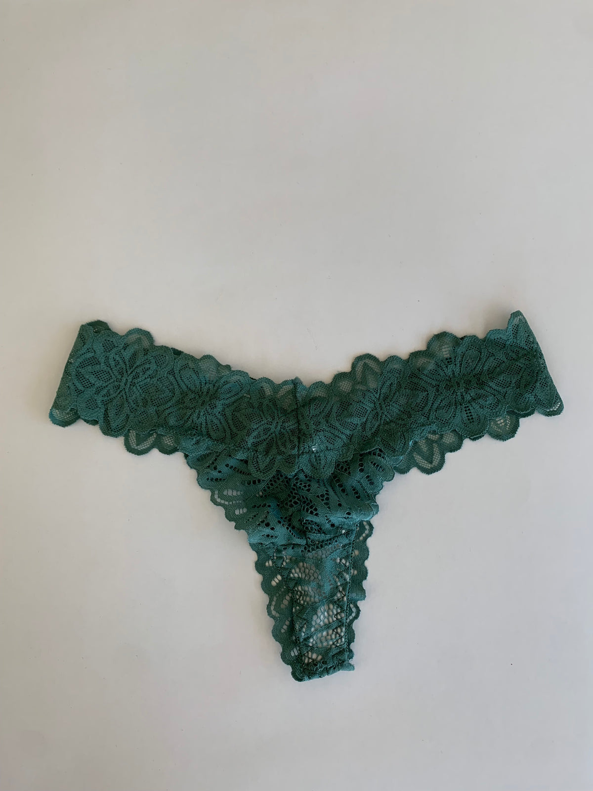 Tanga de encaje