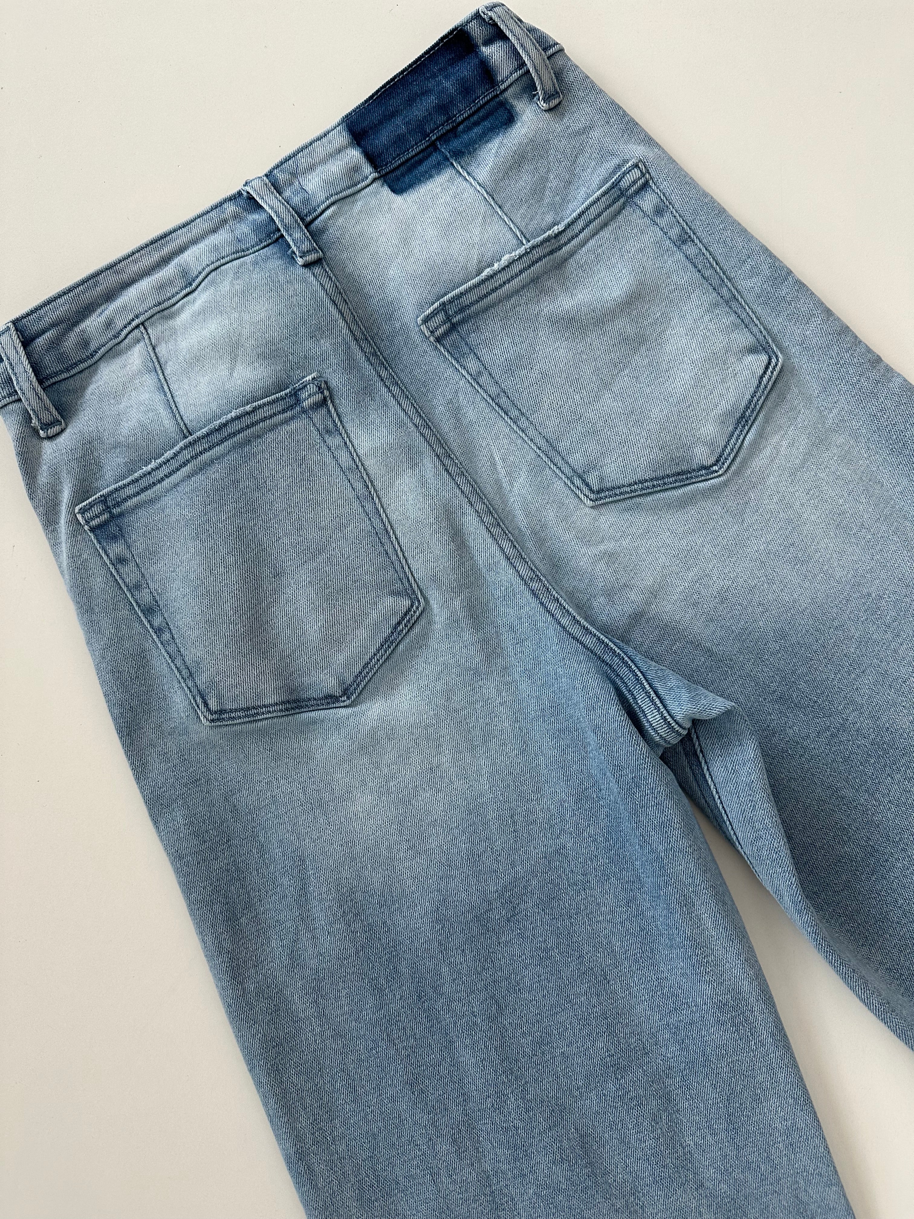 Jeans raw hem
