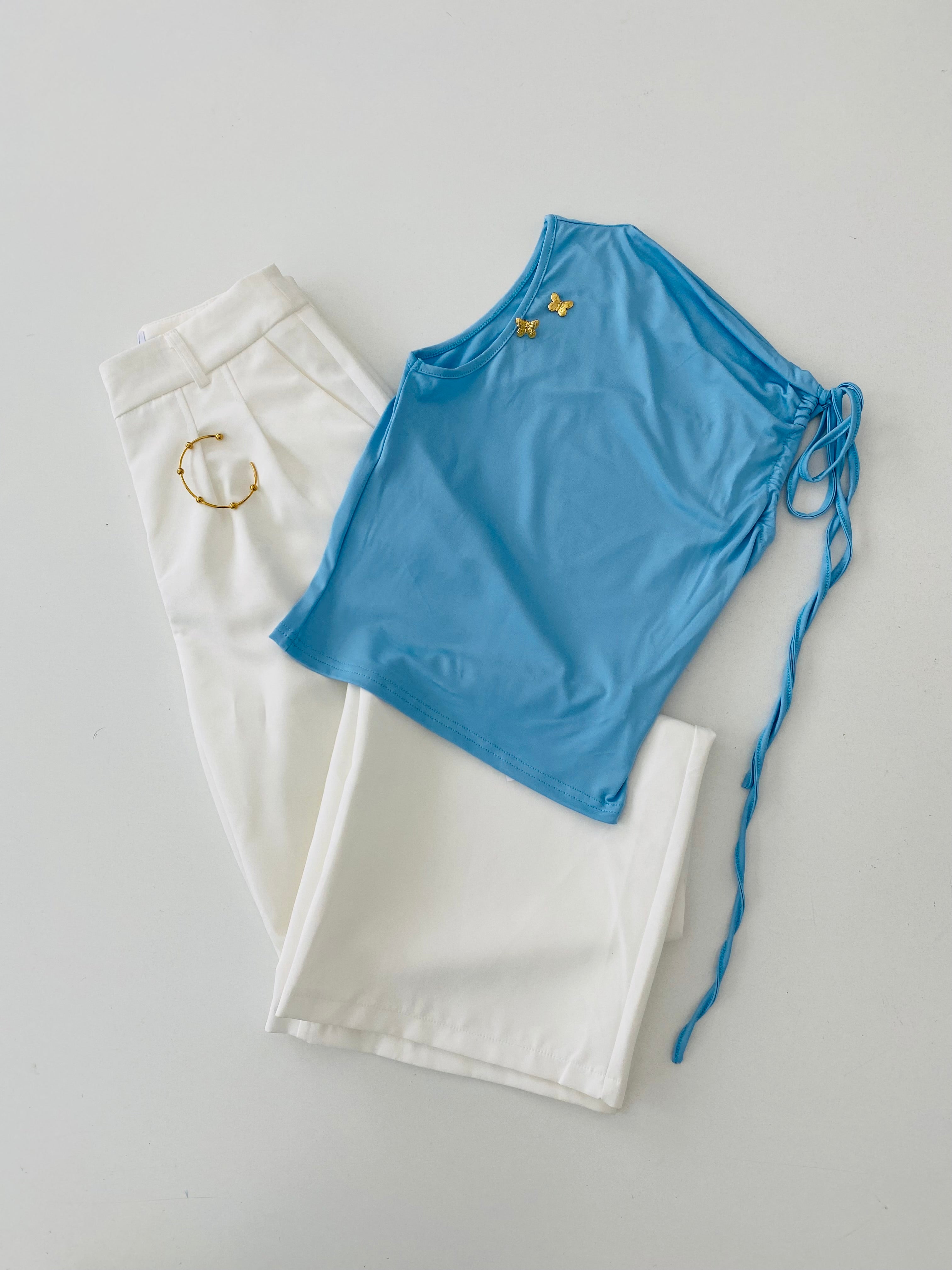 Blusa  moño en hombro