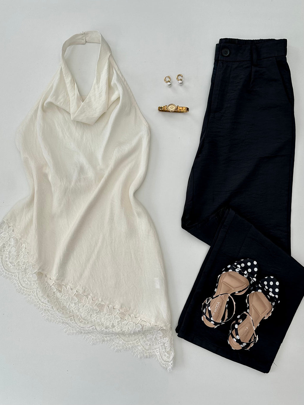 Blusa Halter con encaje