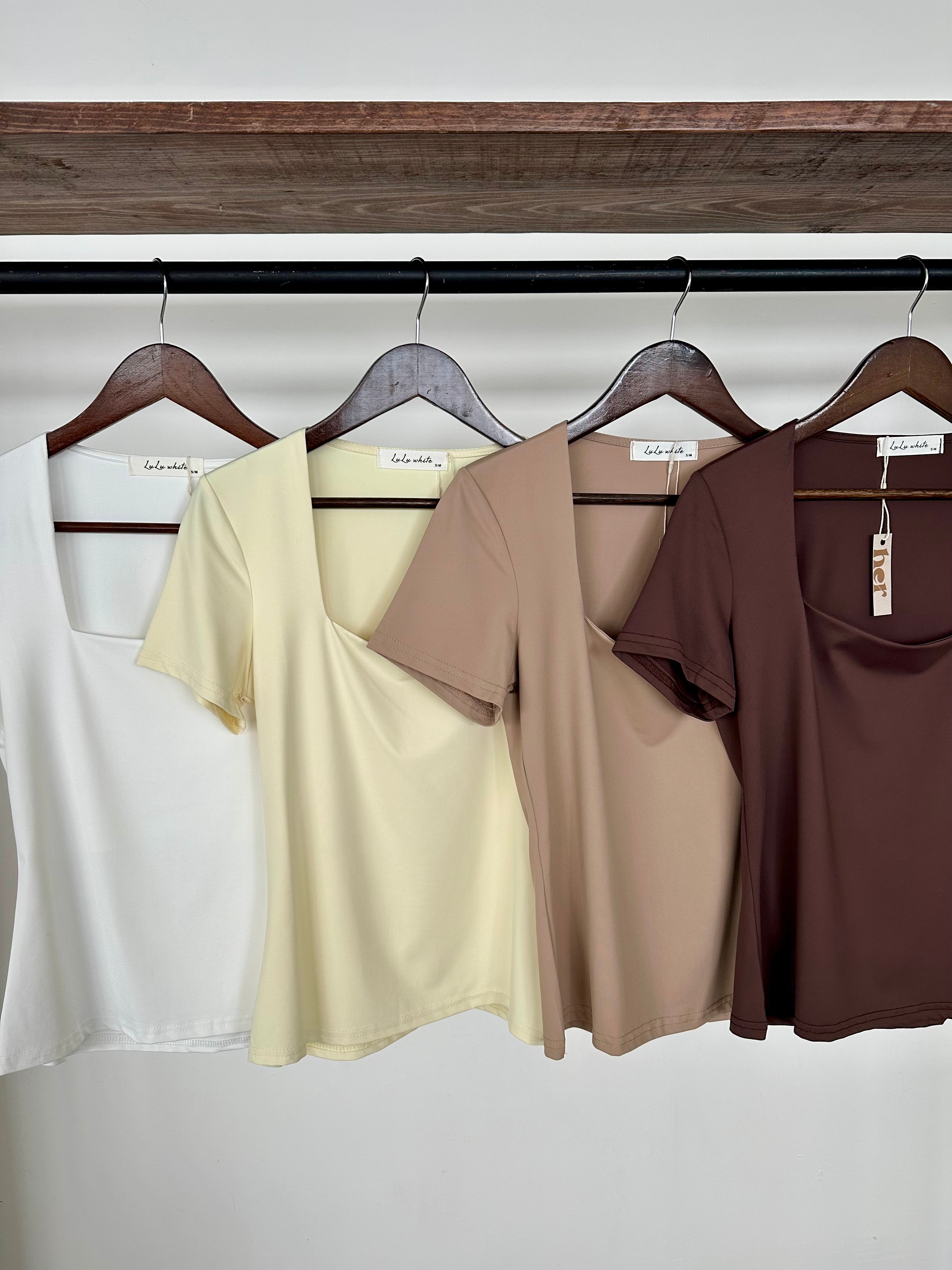 Blusa básica cuadrada