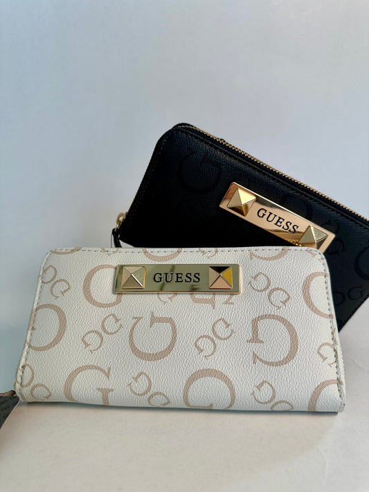 Carteras •GUESS•