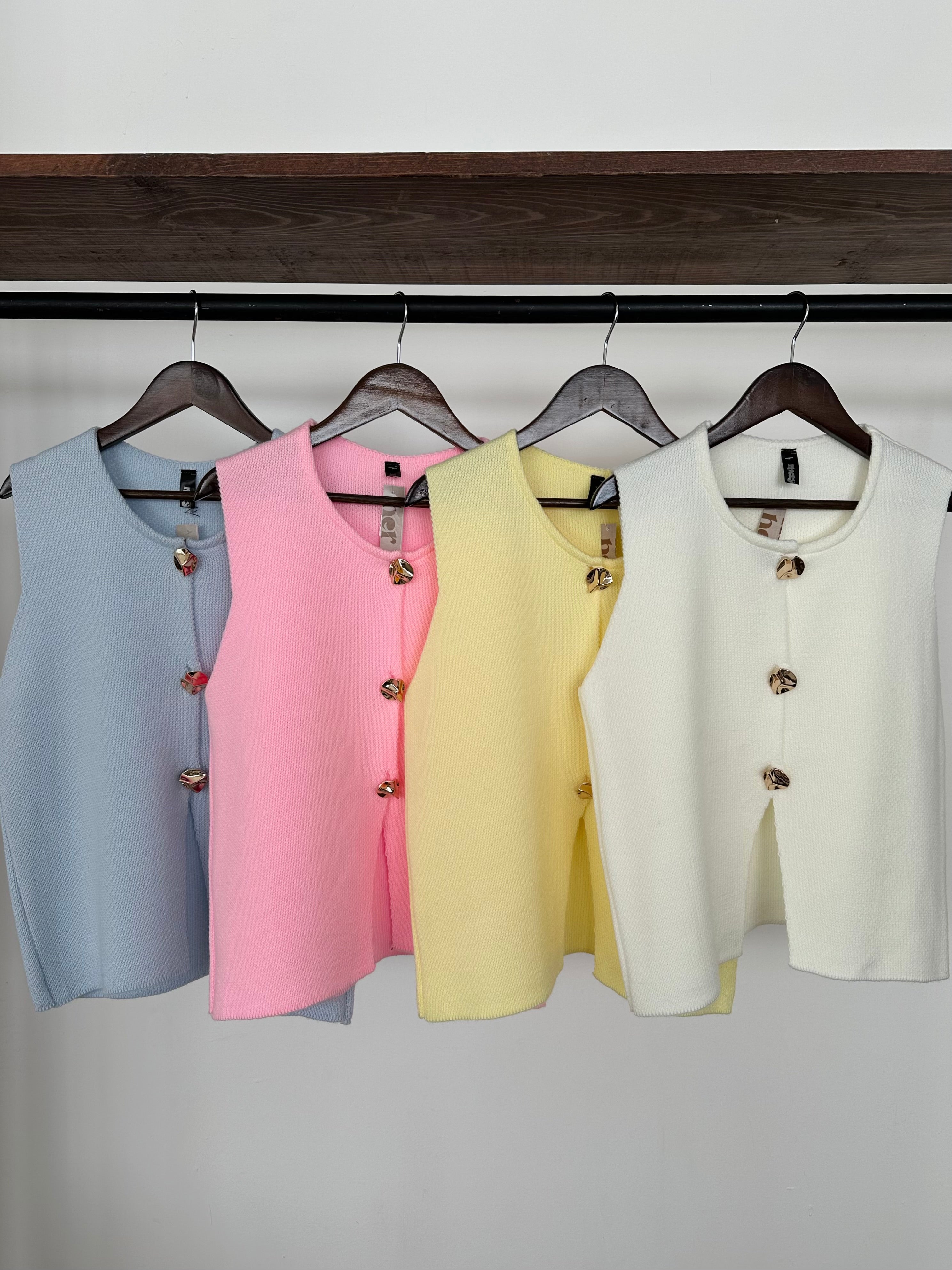 Blusa tres botones de punto