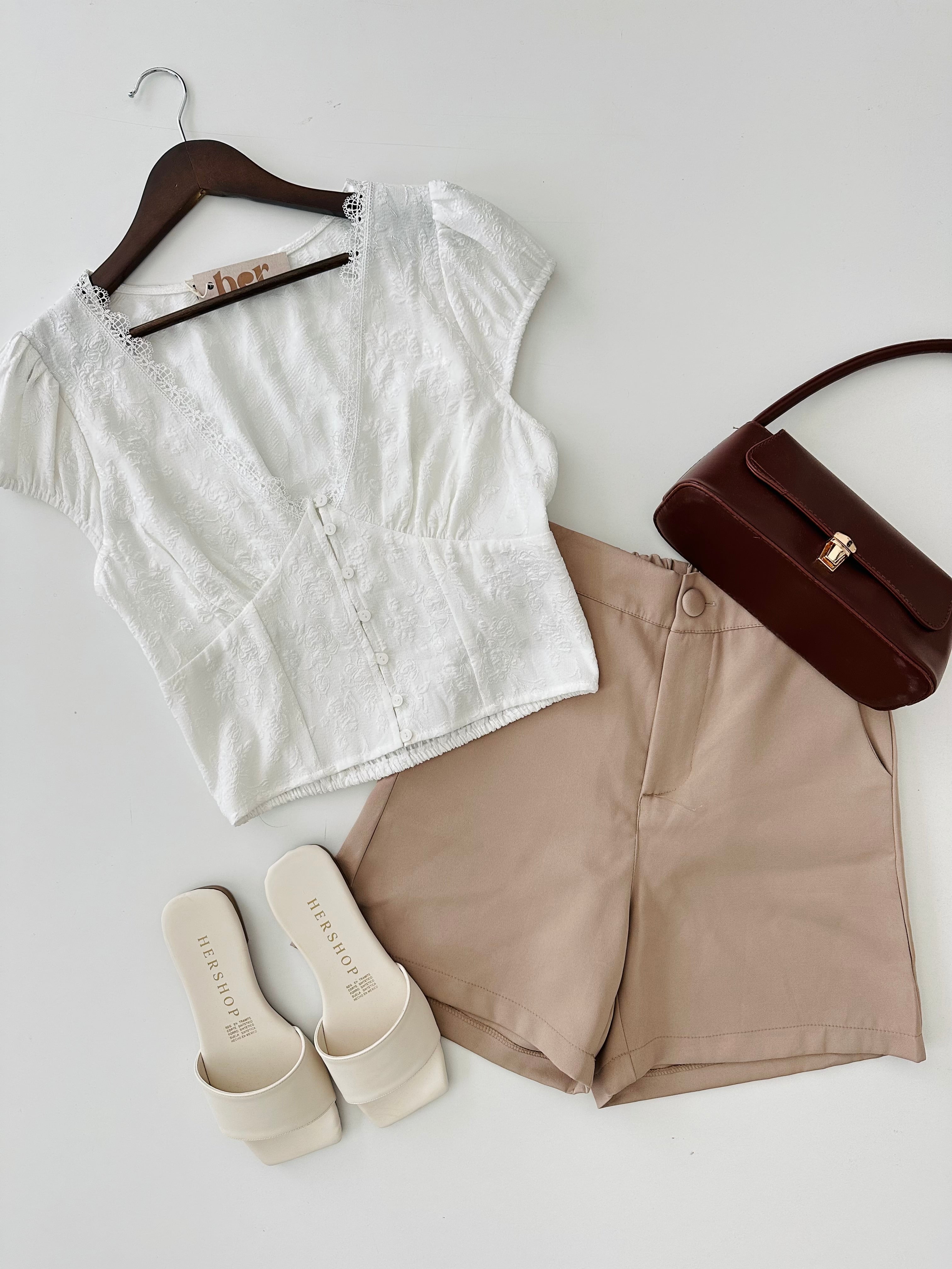 Blusa con encaje