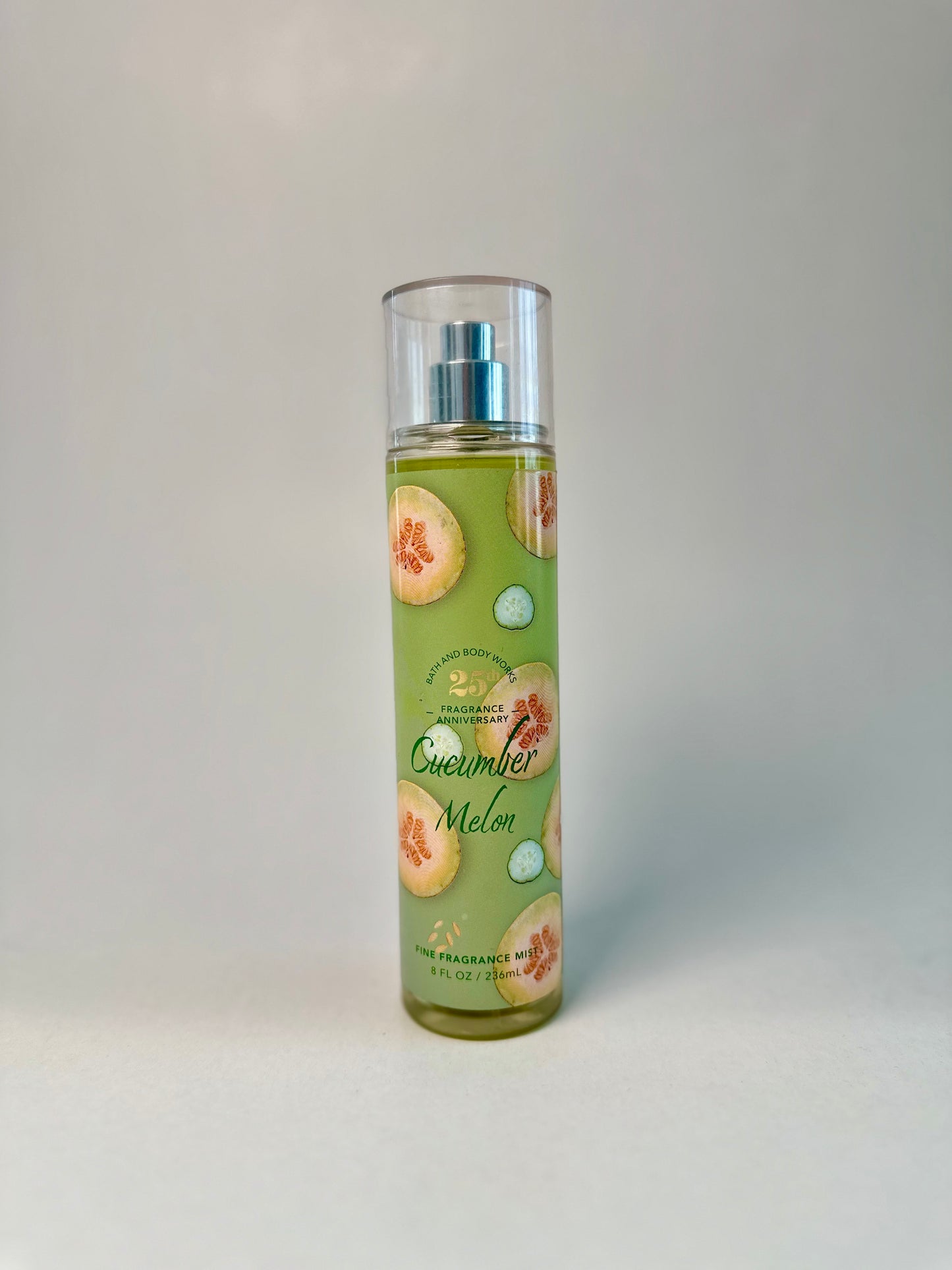 Bath and body works •cucumber melon•