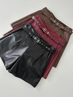 Short vinipiel c/cinto