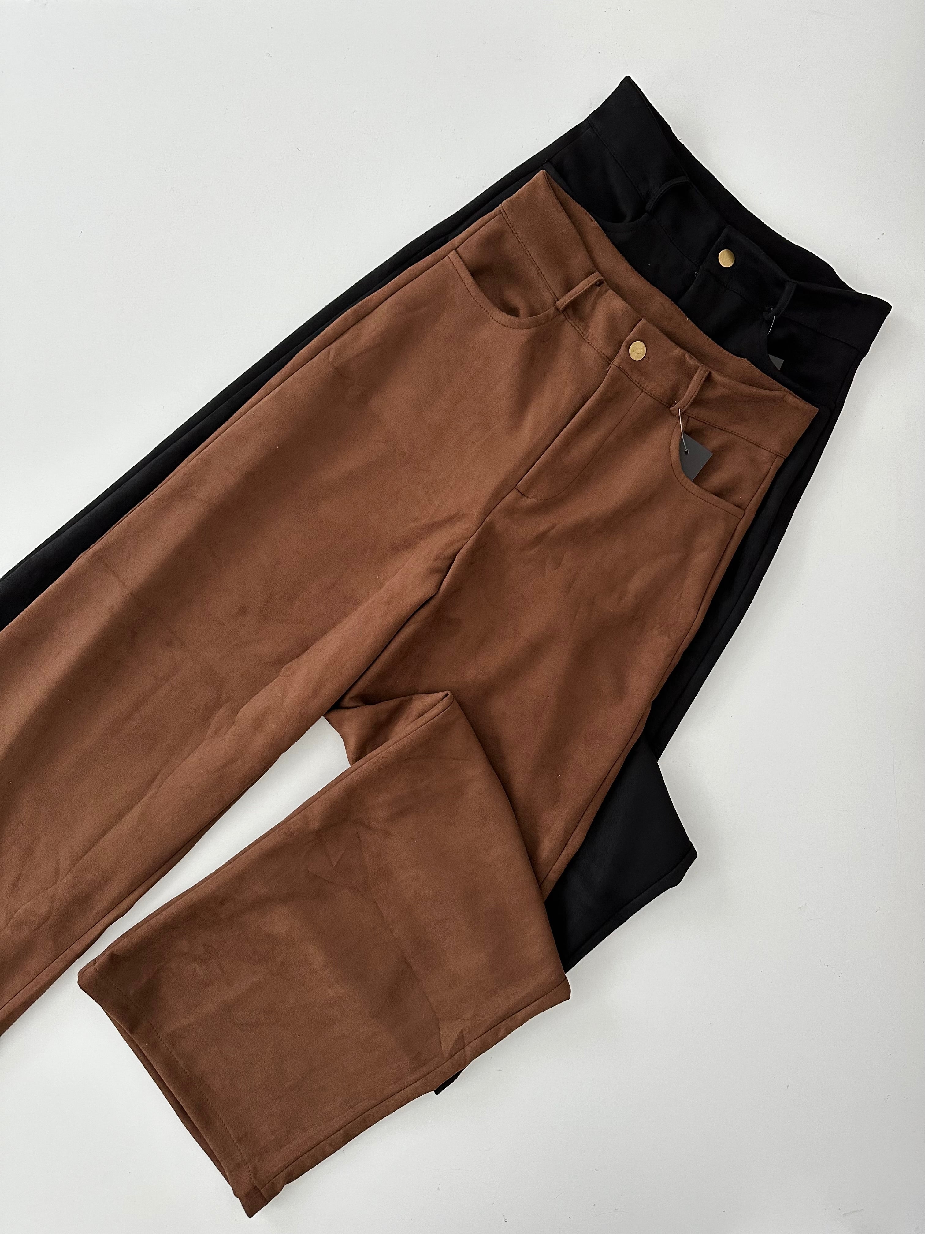 Pantalón gamuza