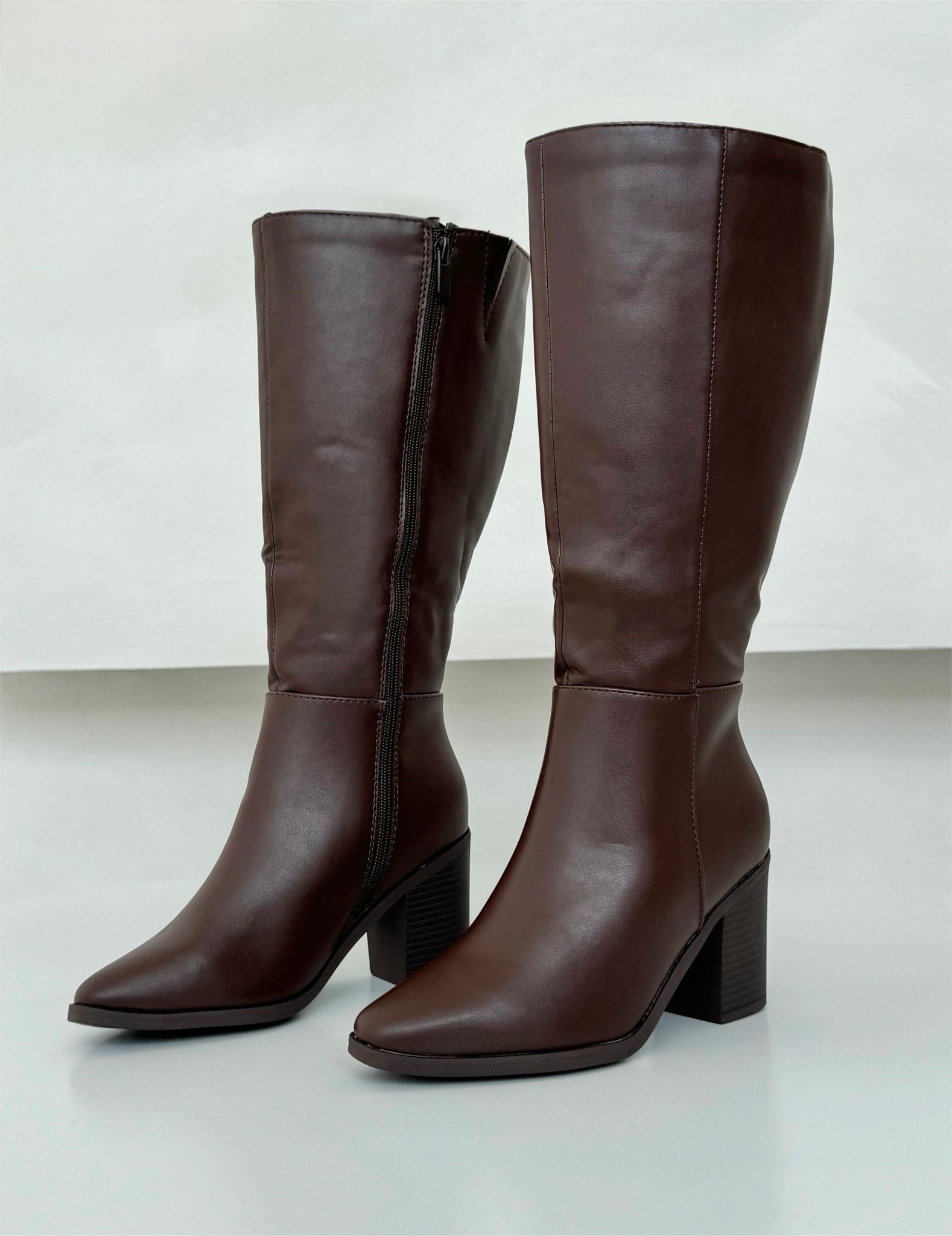 Botas tacón cuadrado