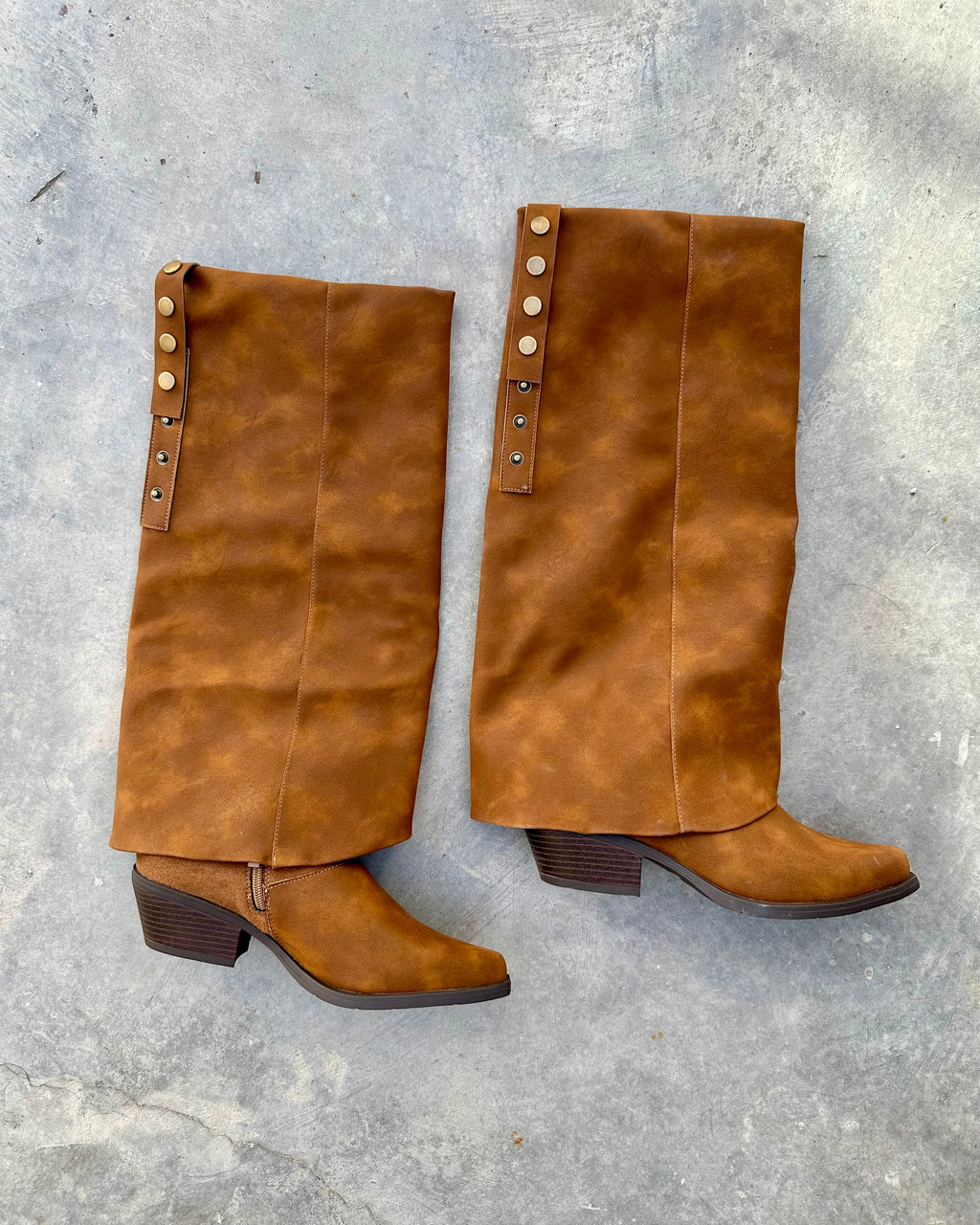 Bota CAMEL