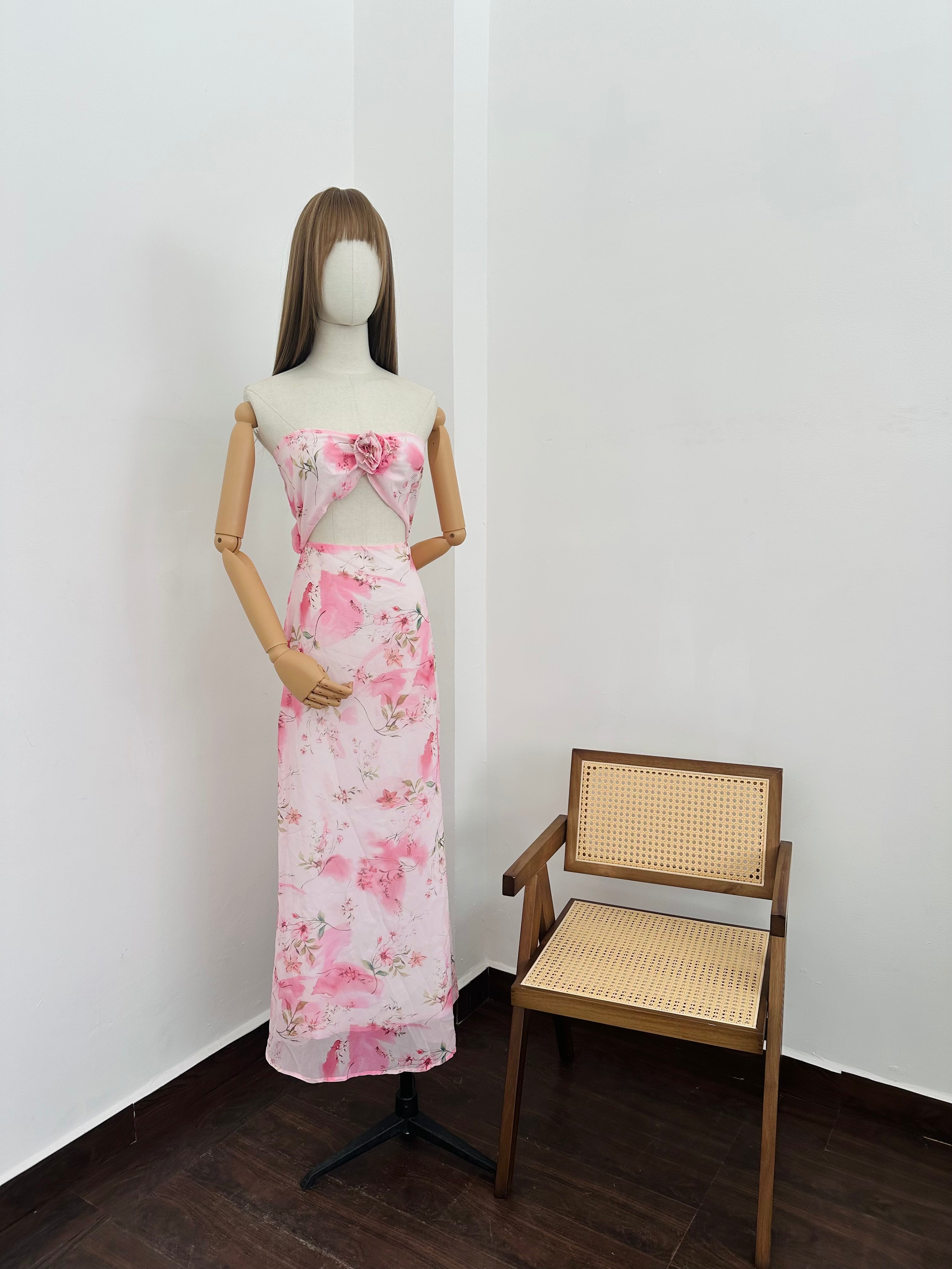Vestido rosa strapless