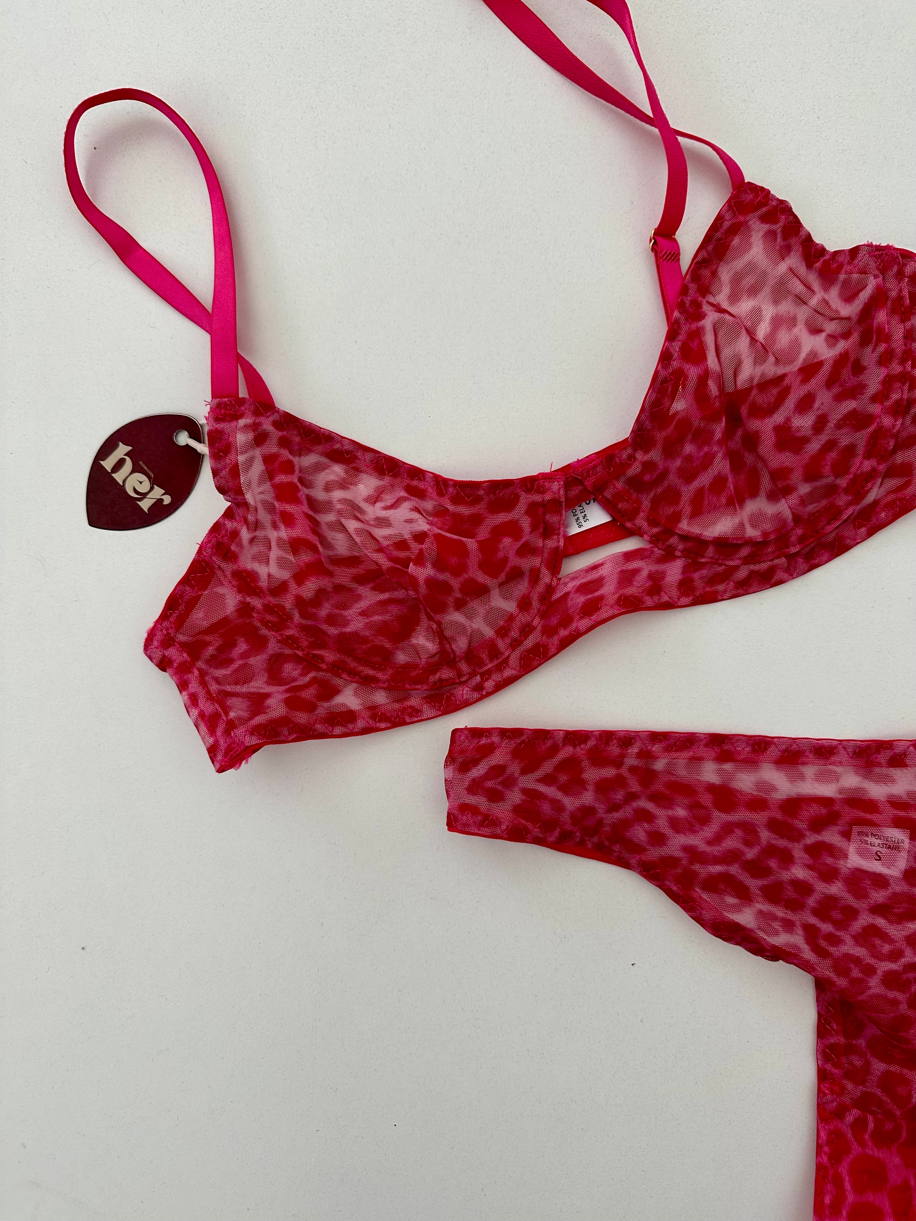 Set mesh animal print