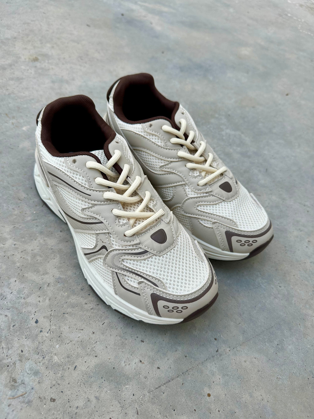 Tenis silver muse
