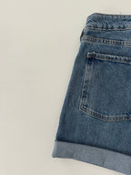 Short wide leg