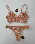 Set mesh con bordado