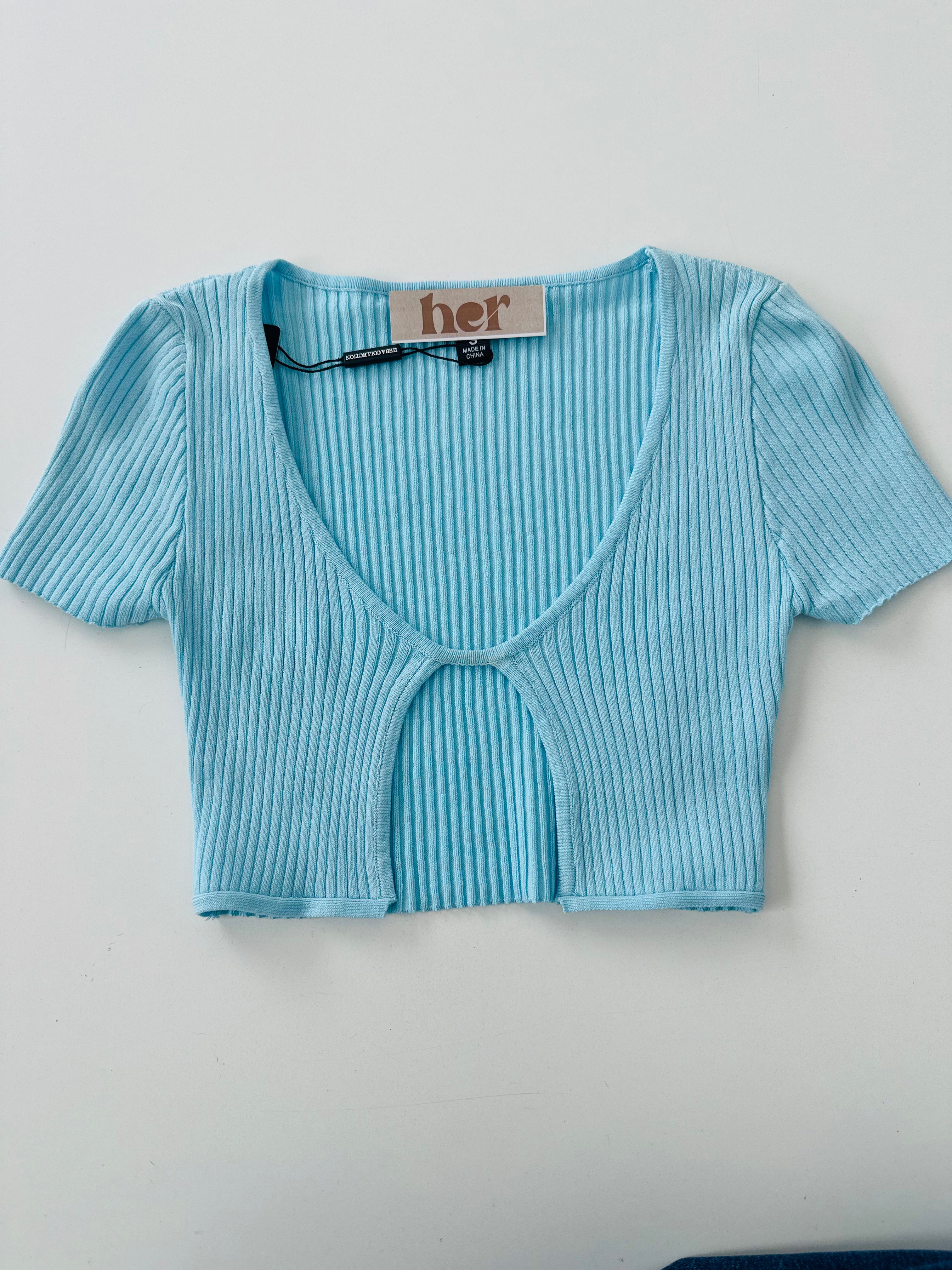 Top baby blue