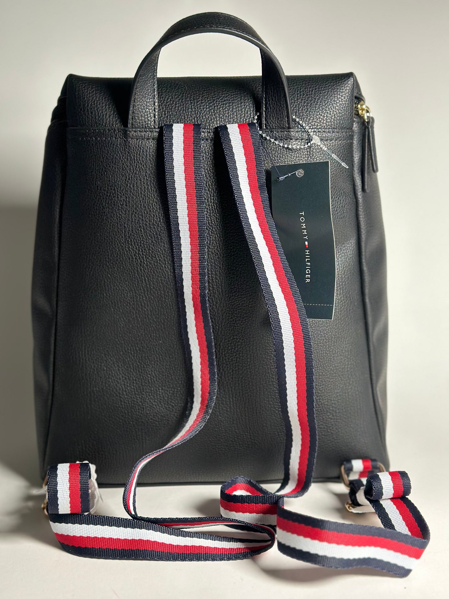 TOMMY •Mochila piel•