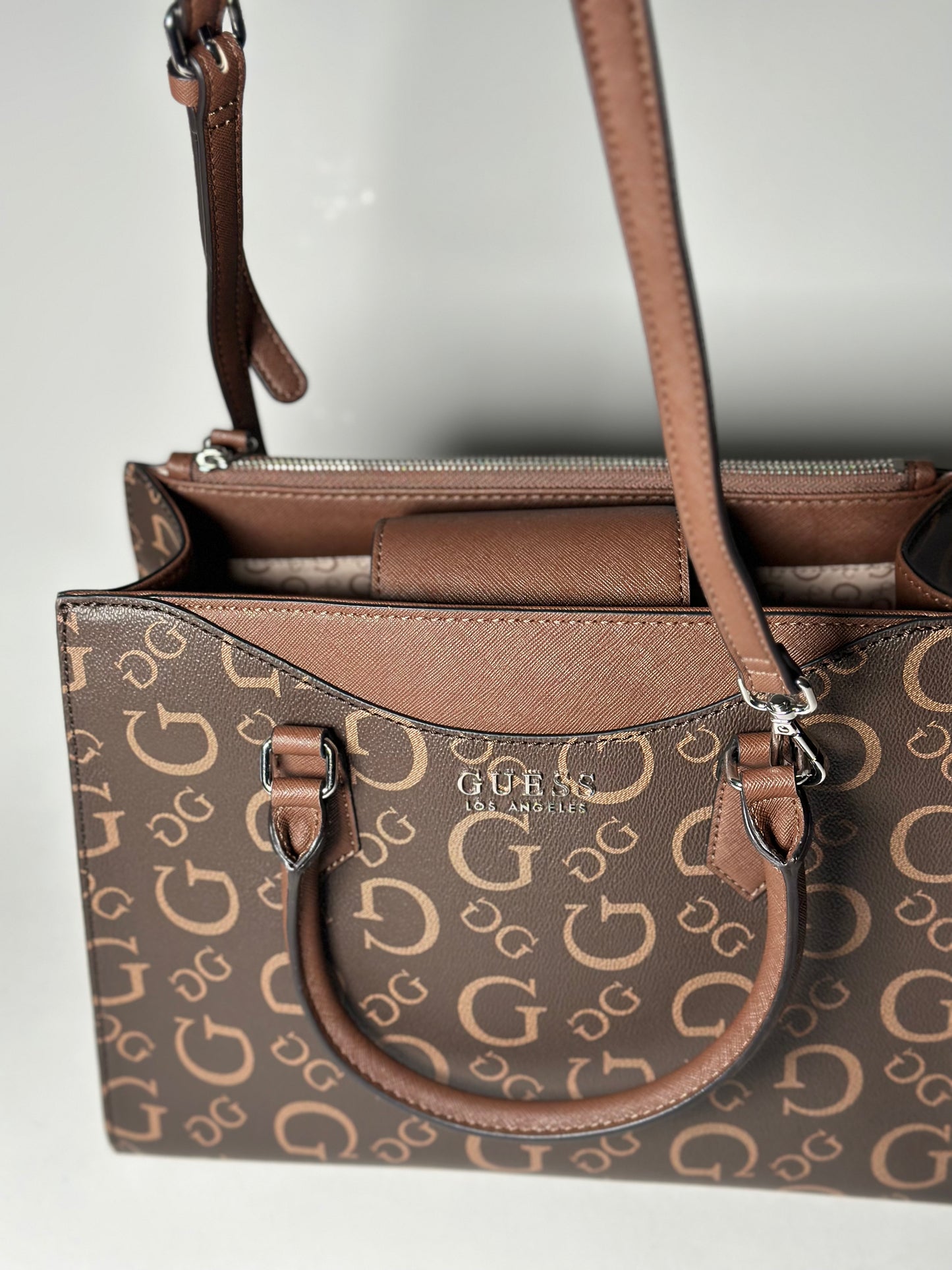 GUESS •Bolso/Crossbody•