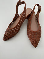 Zapatilla trenzada