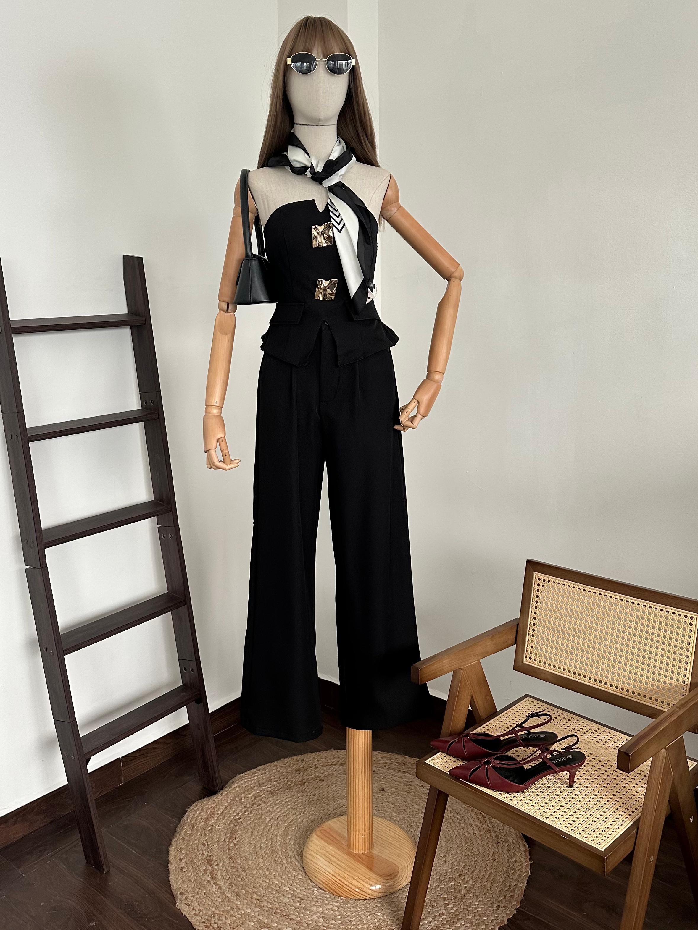 Conjunto strapless botones