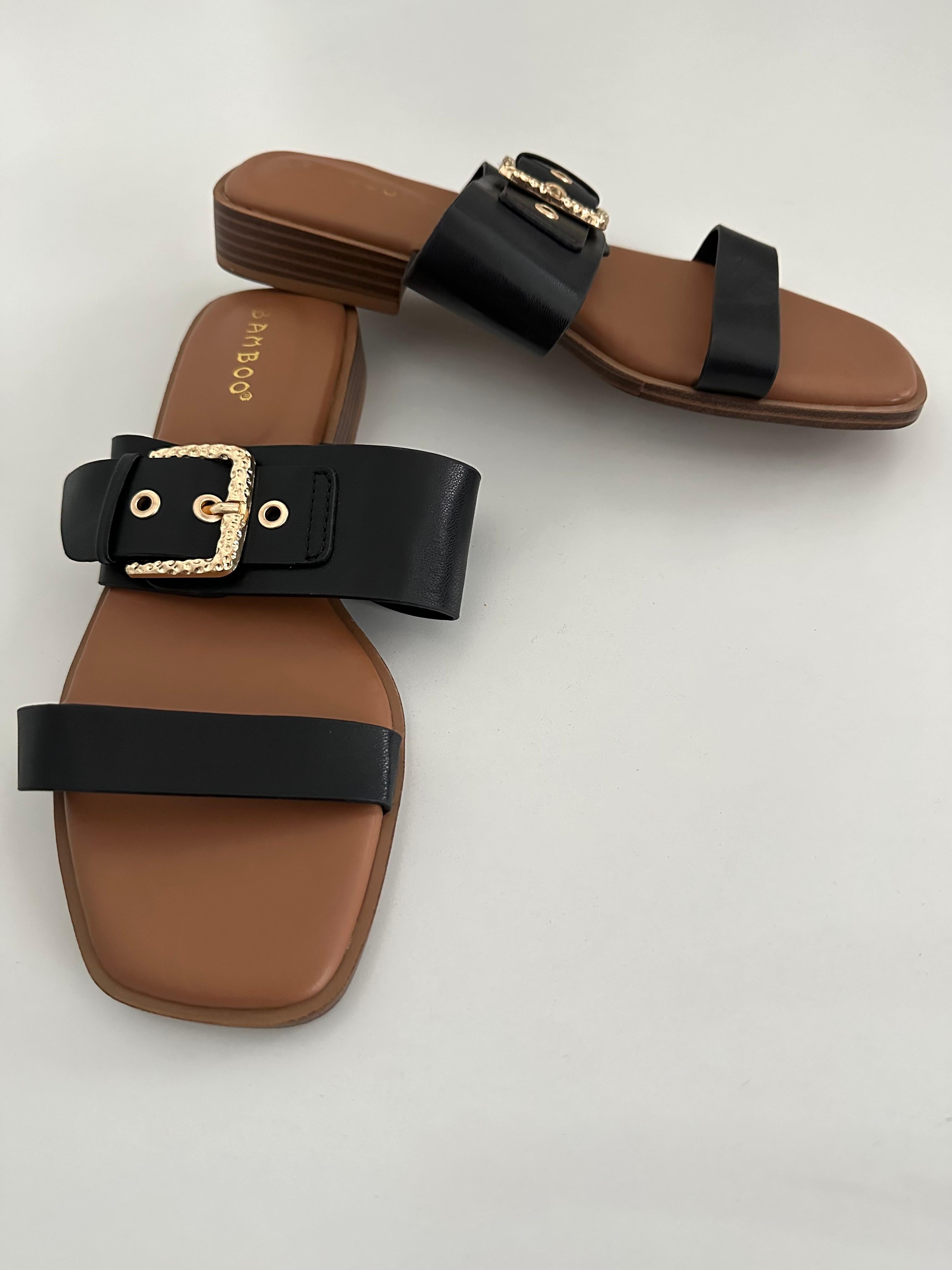 Sandalias broche
