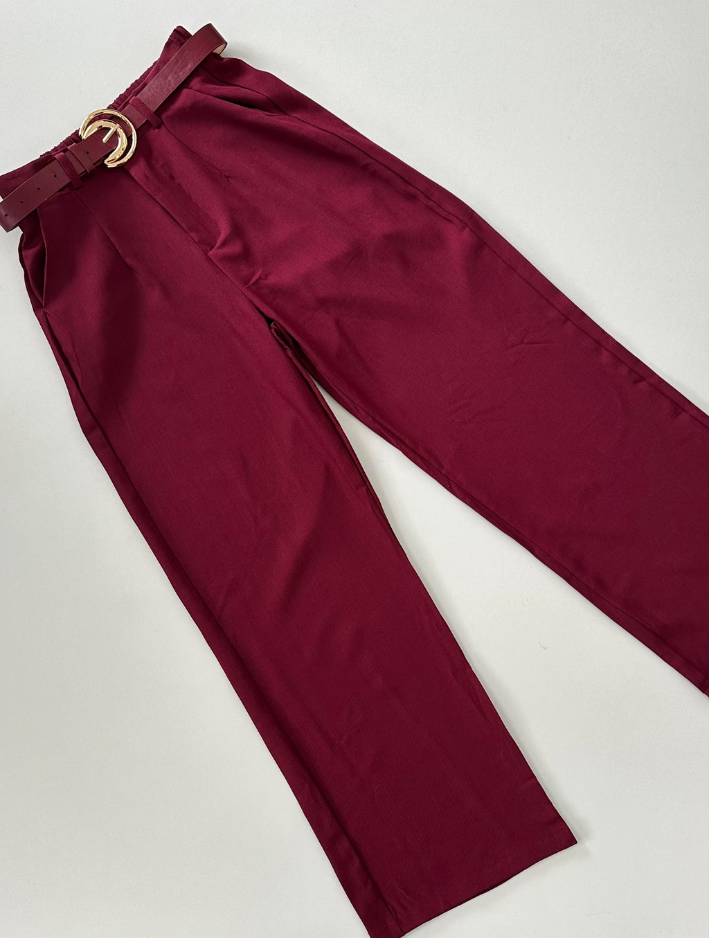 Pantalón con cinto