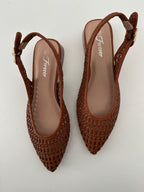 Zapatilla trenzada