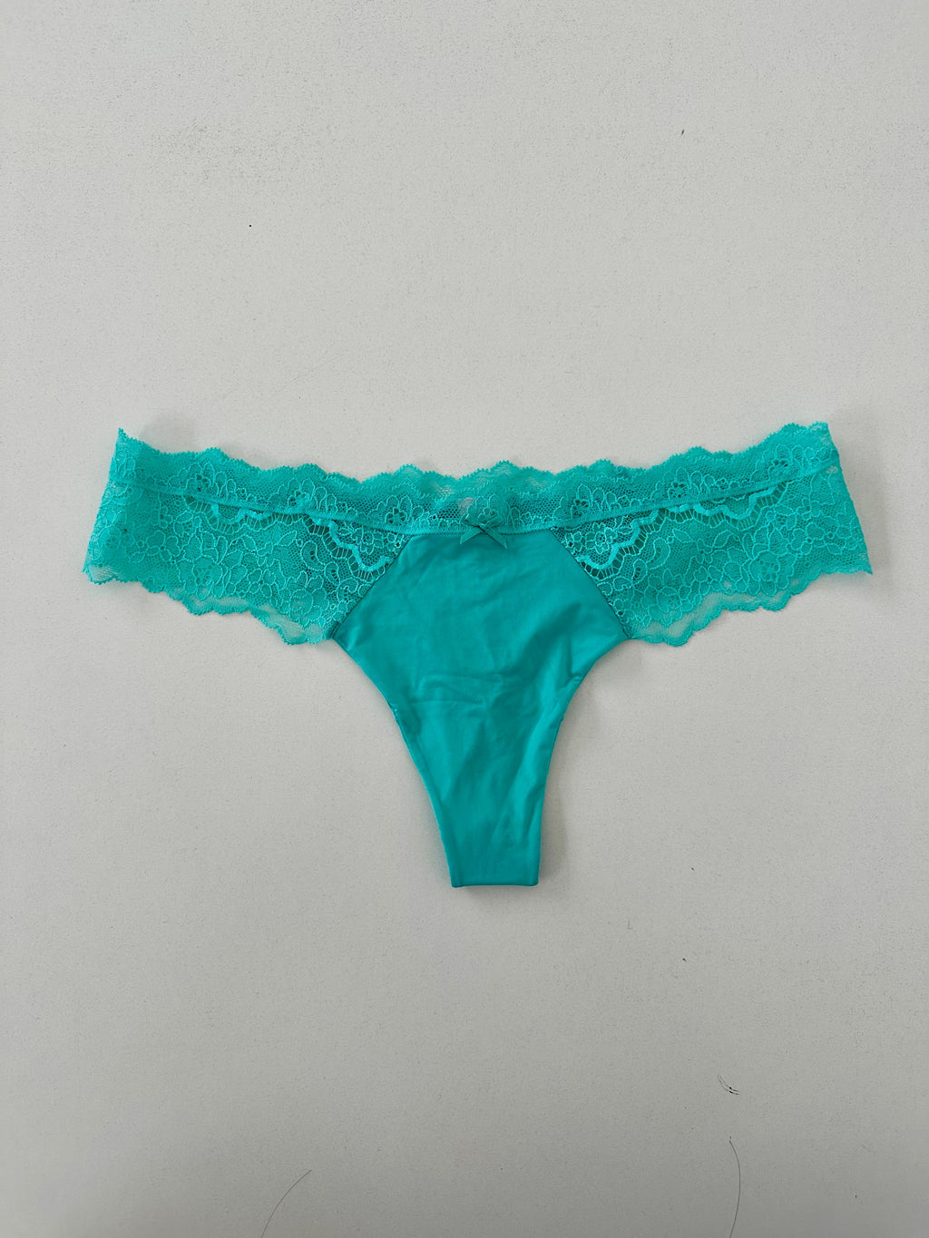 Tanga c/encaje