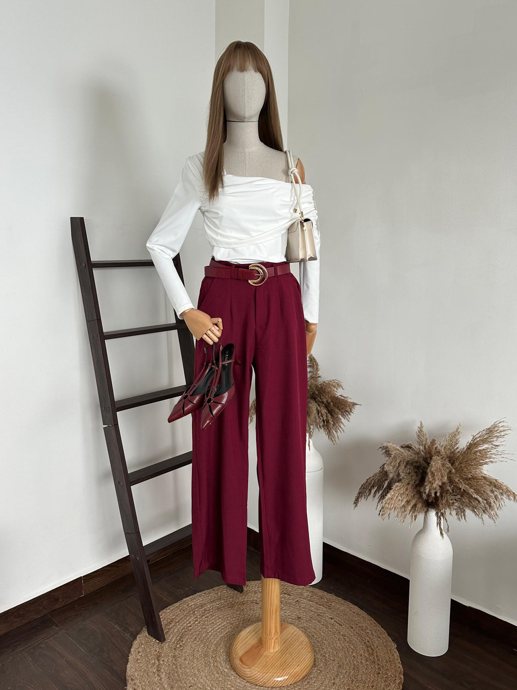 Pantalón con cinto