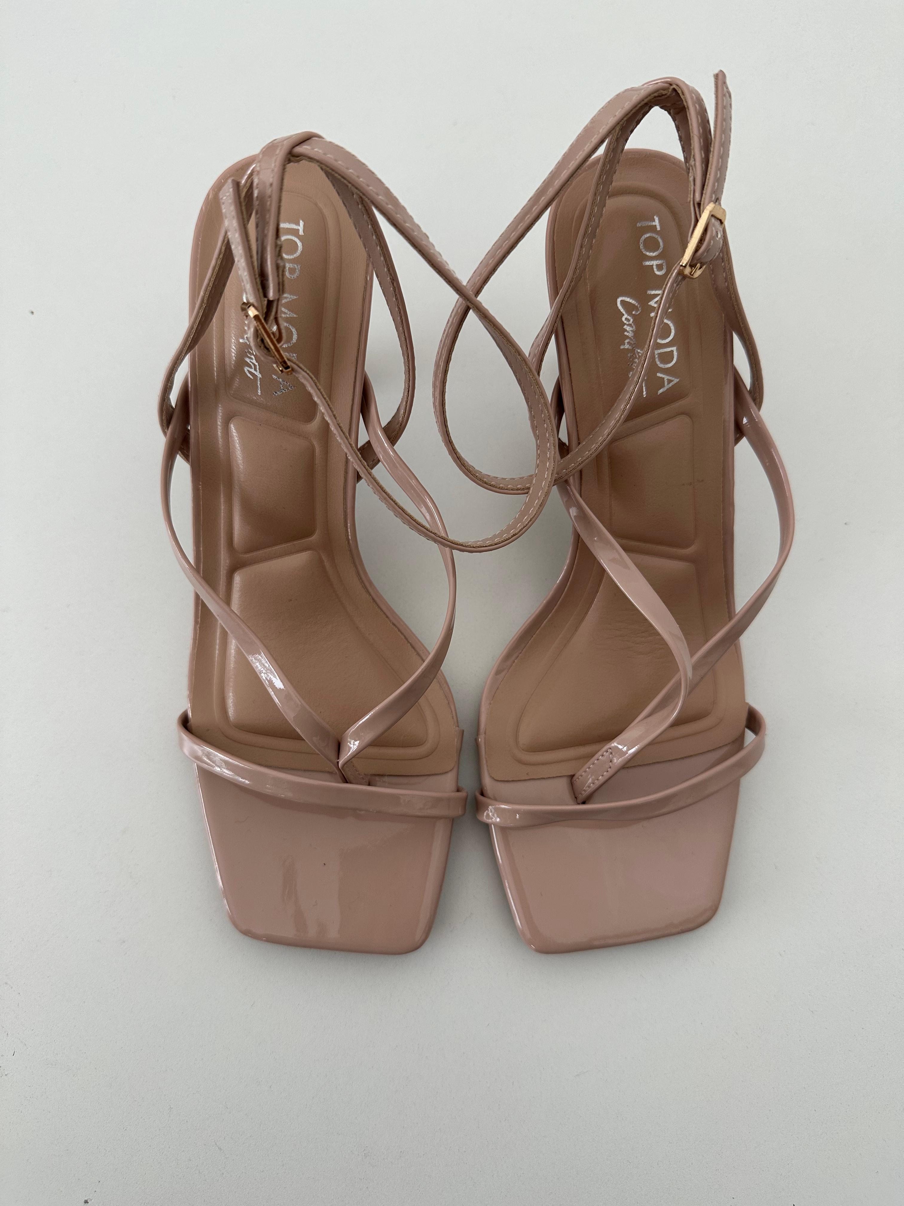 Zapatilla de aguja