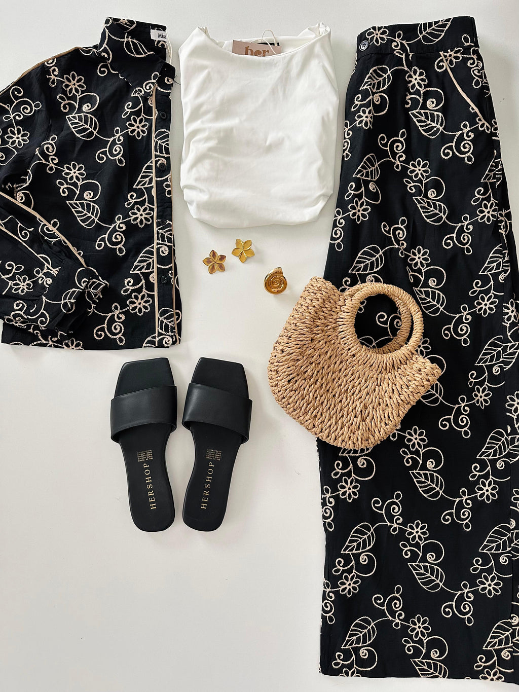 Conjunto bordado