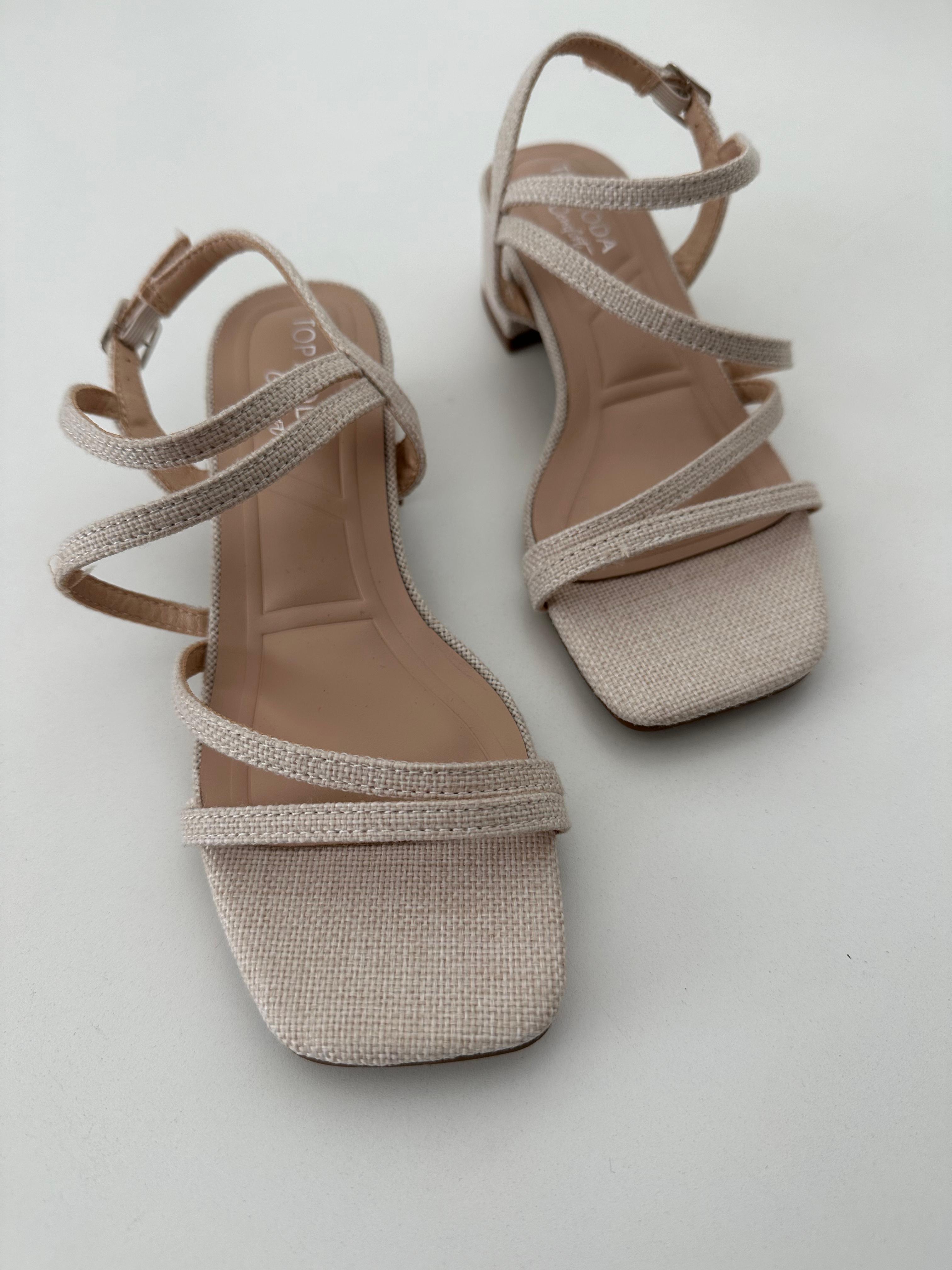 Zapatilla de tiras