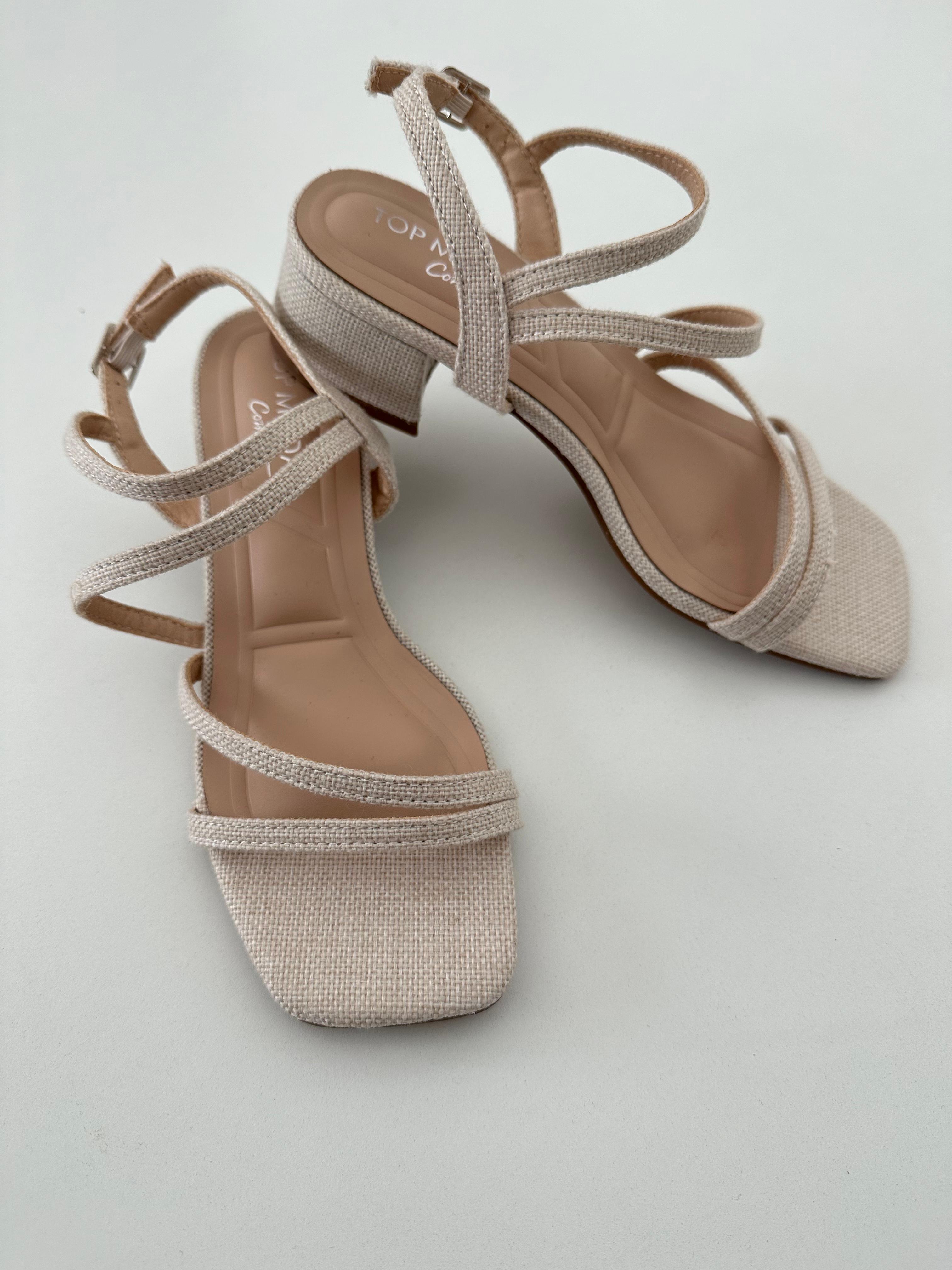 Zapatilla de tiras