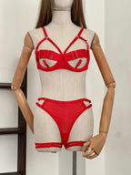 Strappy lingerie set